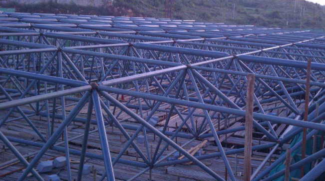 自贡概述网架加工中对钢材的质量的过细恳求